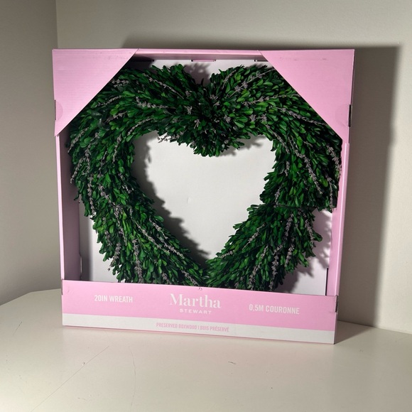 NEW Preserved Boxwood & Lavender Heart Wreath 20IN Spring/Summer Love - Picture 16 of 16
